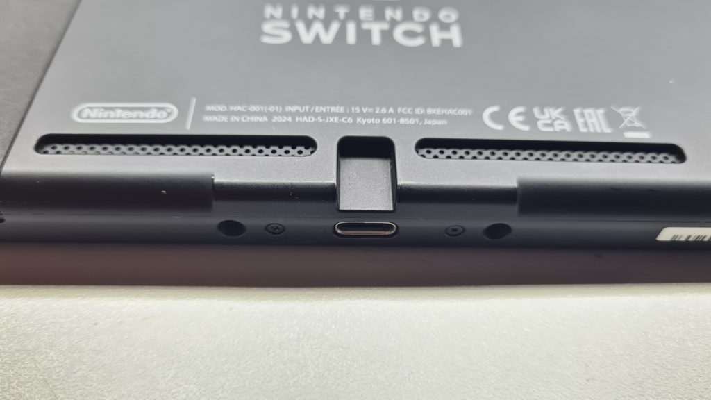 Nintendo Switch con puerto USB-C dañado – Cambio puerto carga Switch GameSystems Leganés
